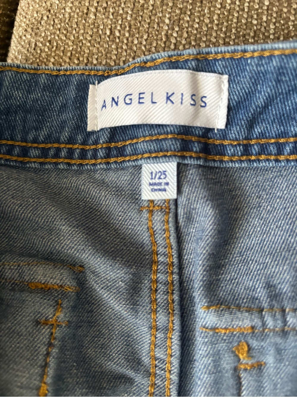 Shorts - Picture 2 of 3